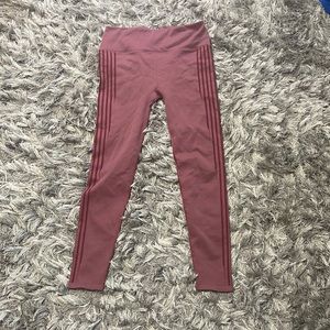 "Fabletics" tie back leggings